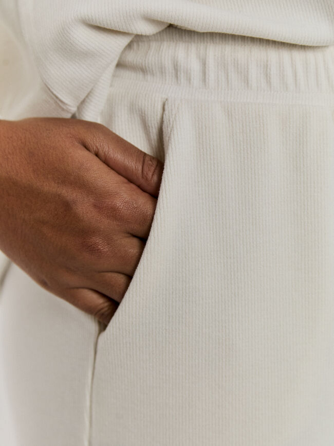 PANTALON CONJUNTO MICROPANA Crudo