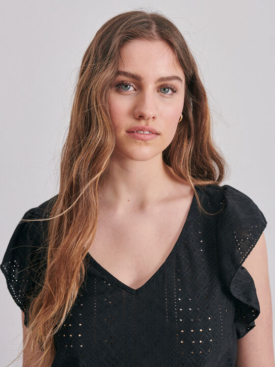 CAMISETA CUELLO PICO Negro image number null