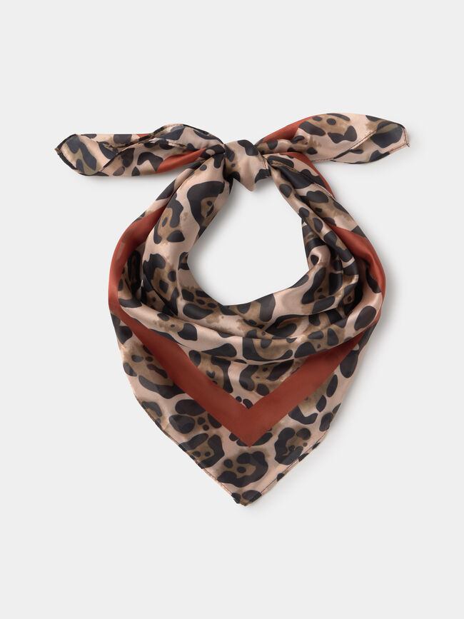 PAÑUELO ESTAMPADO ANIMAL Crudo