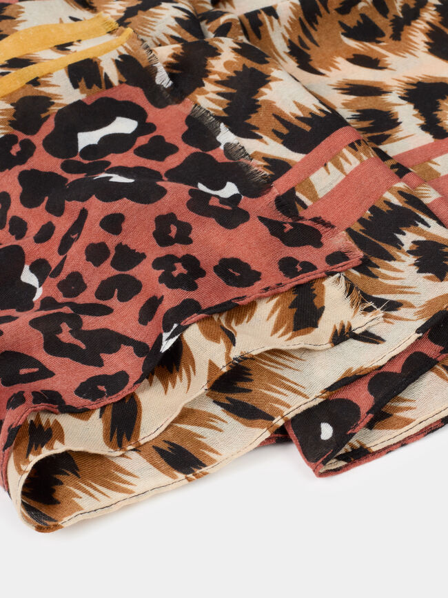 Pañuelo ligero estampado animal Estampado 1