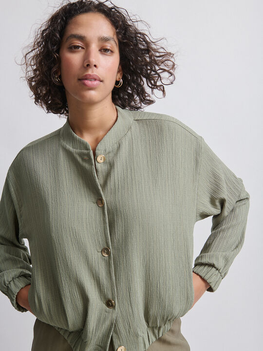 bomber Verde image number null