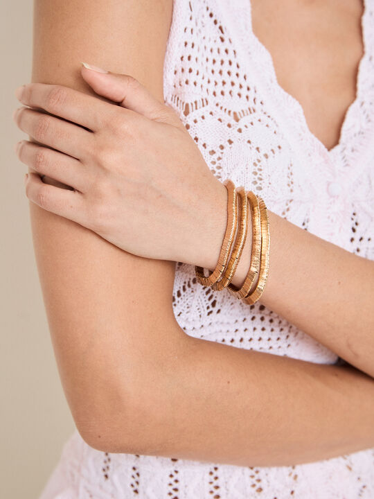 PACK PULSERAS DORADAS Oro image number null