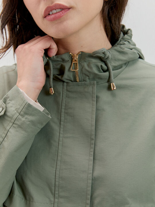 PARKA B&Aacute;SICA CAPUCHA kaki oscuro image number null