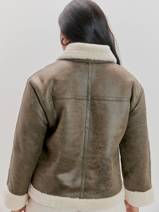 CHAQUETA CORTA DOBLE Kaki image number null