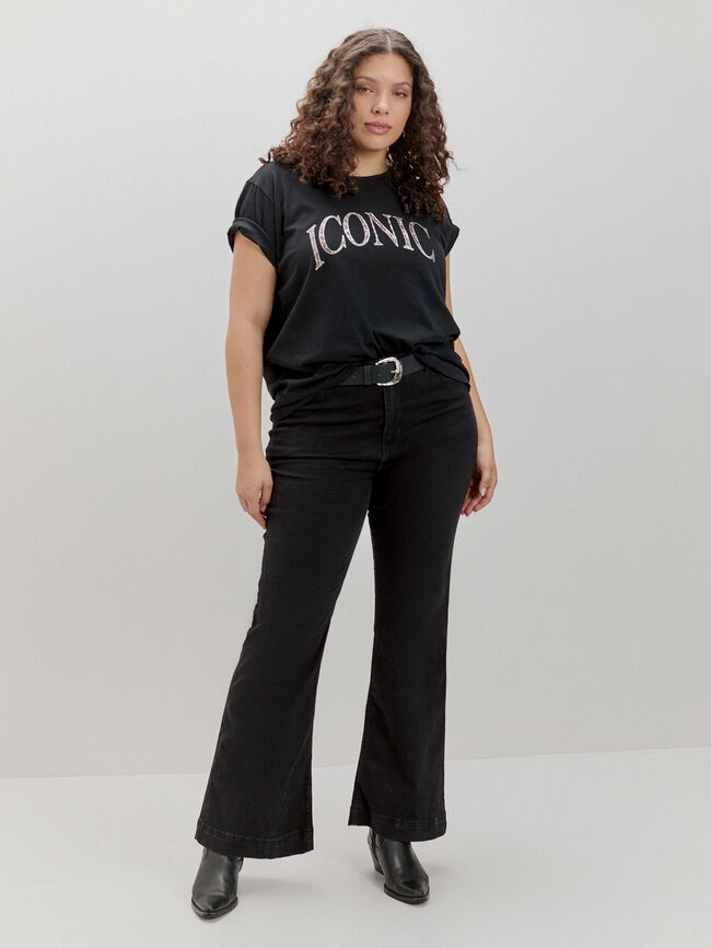 CAMISETA LETRAS LEOPARDO Negro