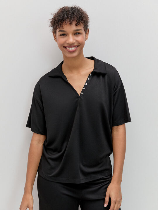 CAMISETA CUELLO CAMISERO Negro image number null