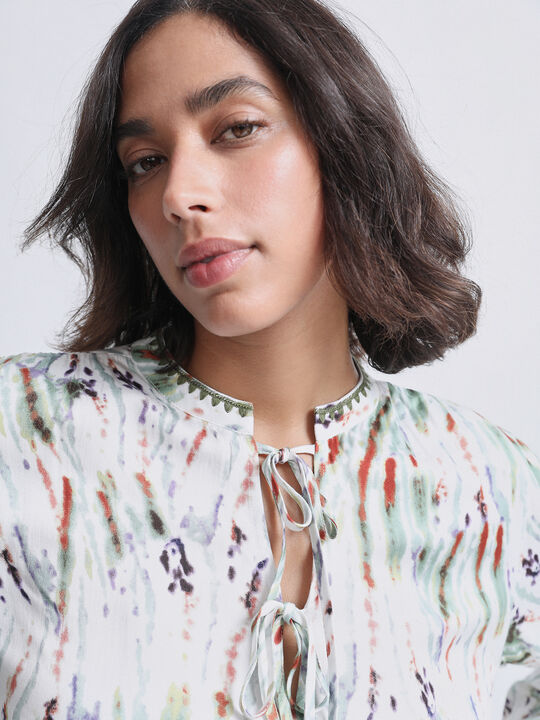 BLUSA CORDONES FLUIDA Crudo image number null