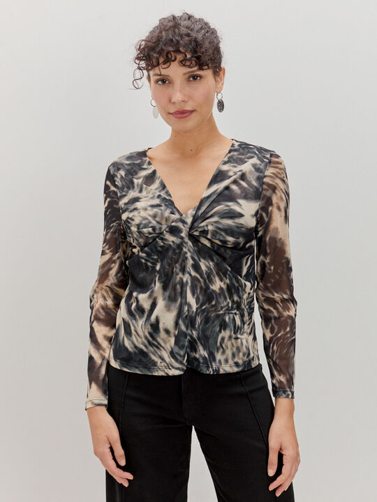 CAMISETA NUDO ESCOTE Crudo image number null