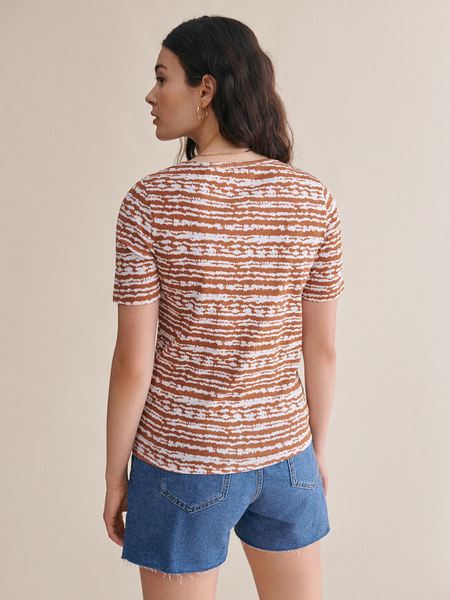 Camiseta estampada detalle botones Estampado 2