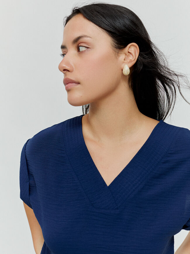 BLUSA ESCOTE PICO Azul Noche
