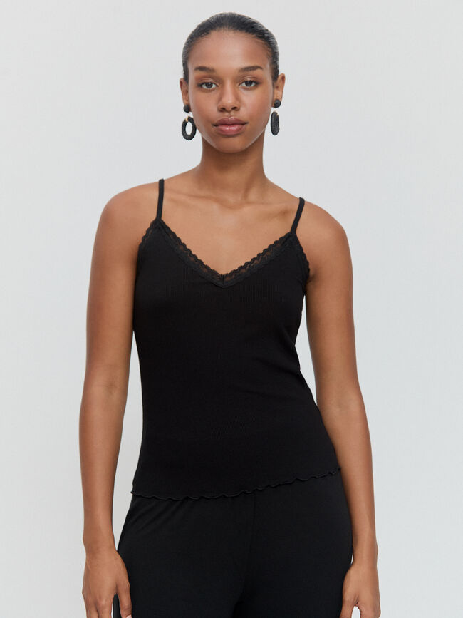 TOP LENCERO Negro