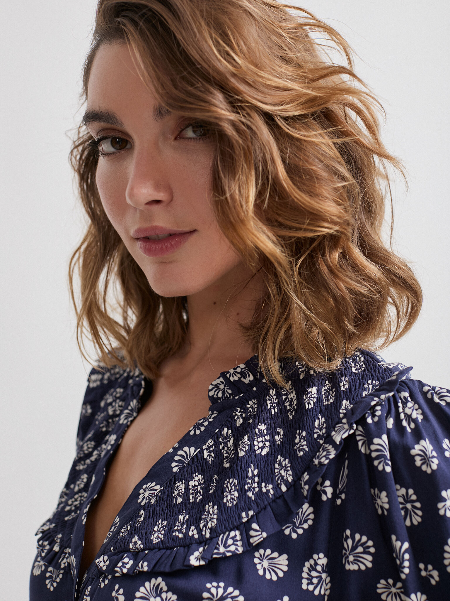 Blusas y Camisas