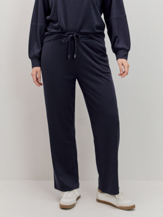 PANTALON BOLSILLOS PARCHE Azul Marino image number null