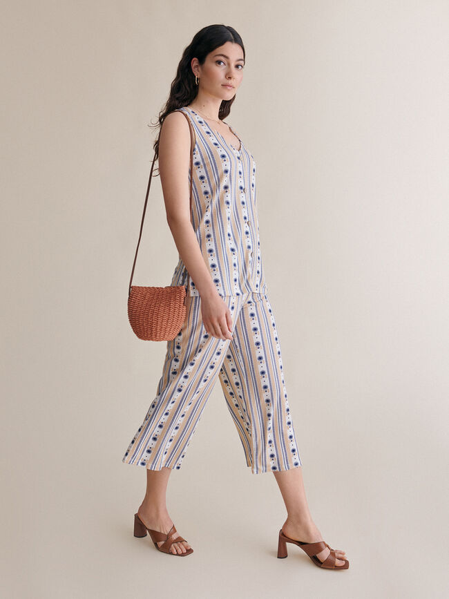 top estampado detalle botones Crudo Claro