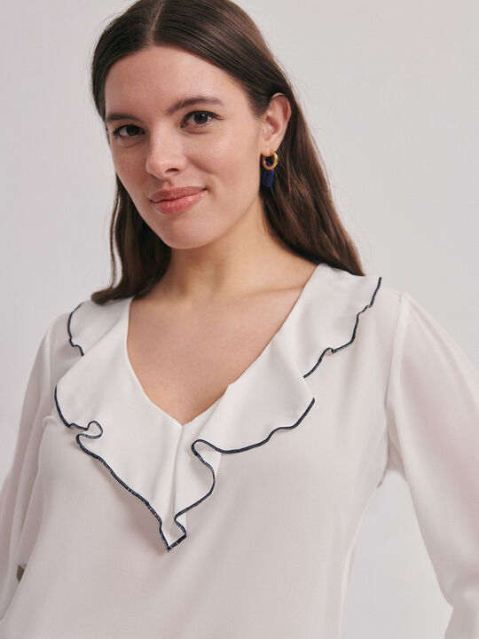 BLUSA ESCOTE VOLANTES Blanco Hueso image number null