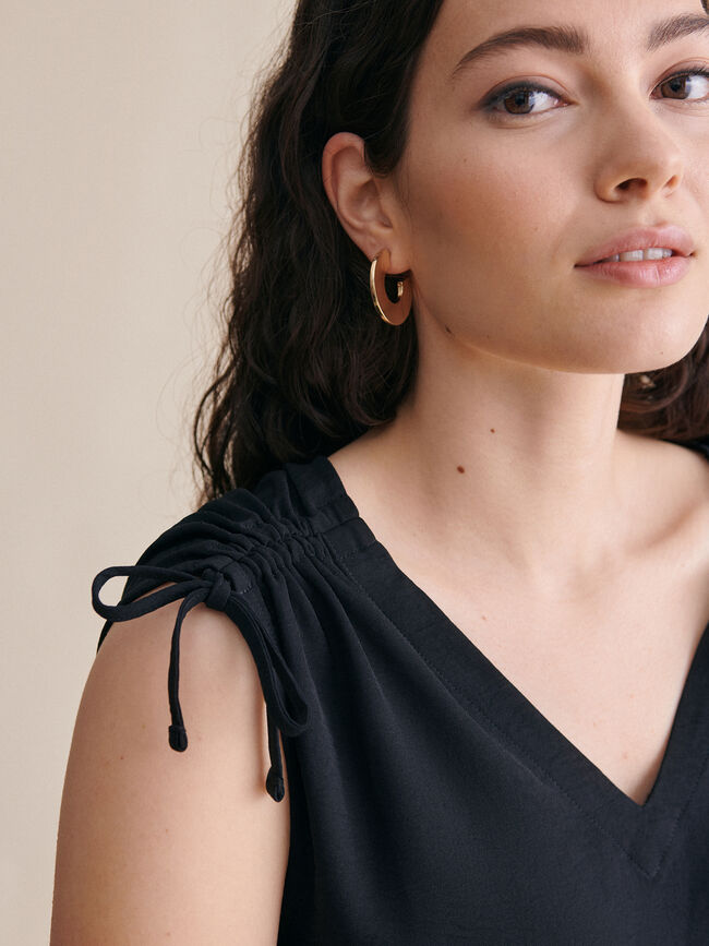 Vestido hombro fruncido Negro