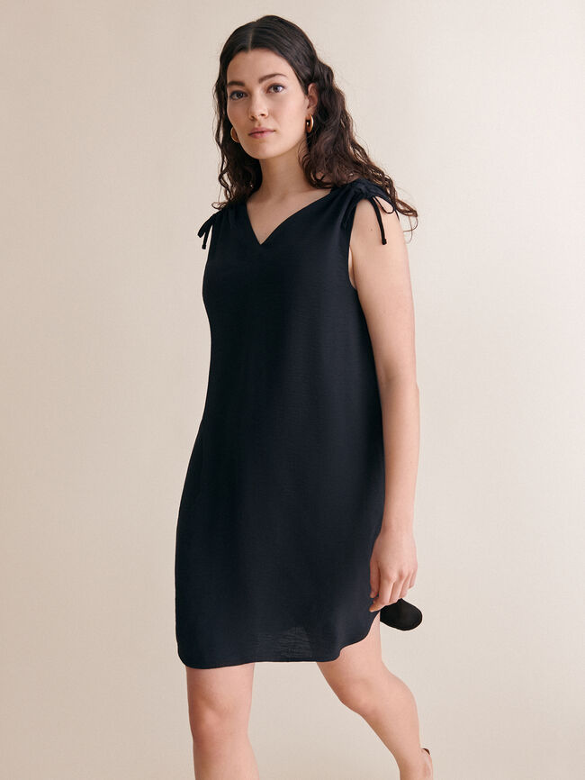 Vestido hombro fruncido Negro