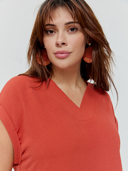 BLUSA ESCOTE PICO Teja image number null