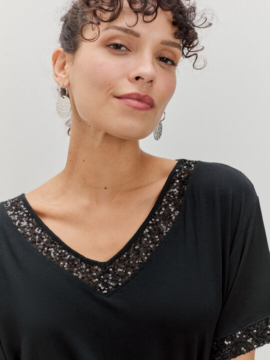 CAMISETA  LENTEJUELAS Negro image number null