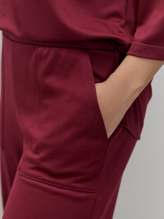 PANTALON DETALLE BOLSILLO Granate image number null