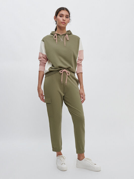 PANTALON JOGGER CARGO Kaki image number null