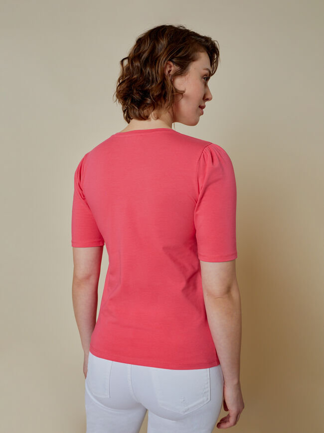 CAMISETA FRUNCIDO EN HOMBRO Fucsia Claro