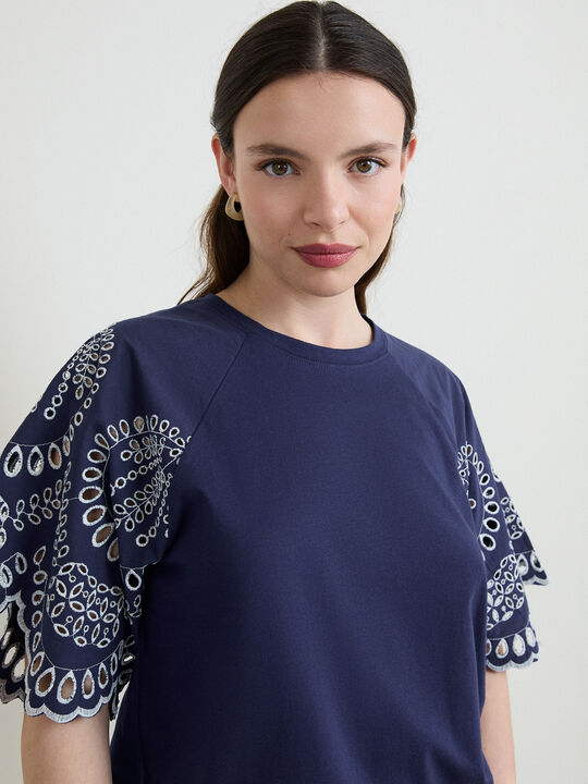 CAMISETA MANGA TROQUELADA Azul Noche image number null