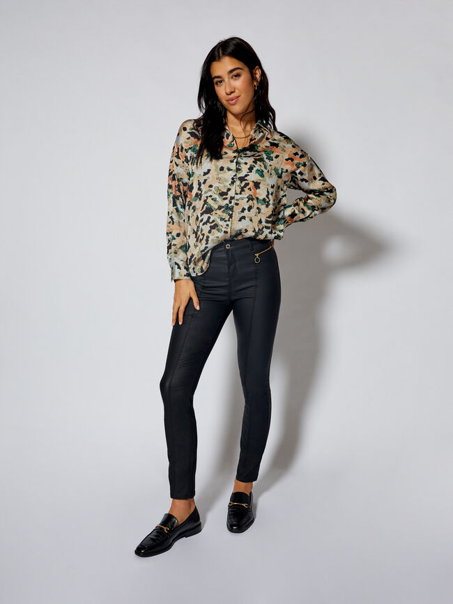 Blusa satén etampado Kaki