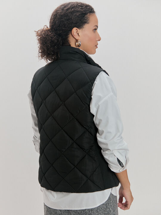 CHALECO BÁSICO Negro image number null