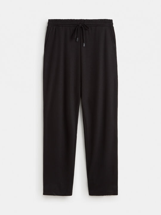 PANTALON BOLSILLOS PARCHE Negro image number null