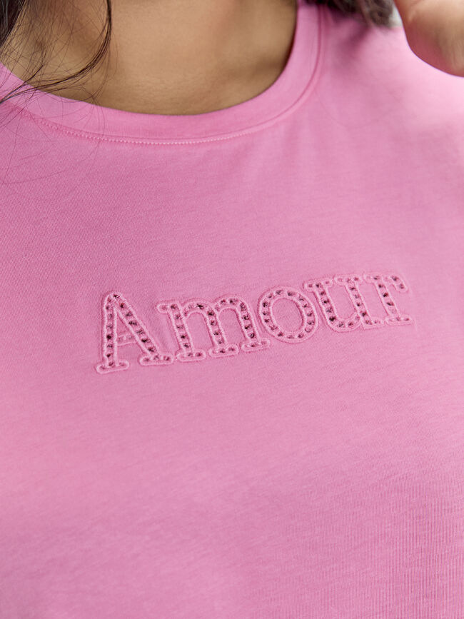 CAMISETA PALABRA BORDADA Rosa