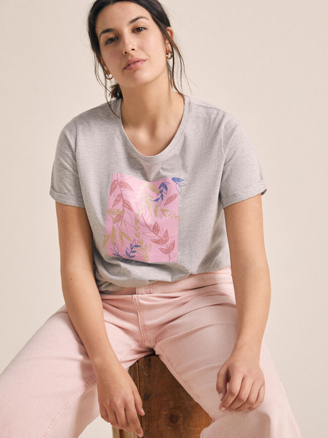 Camiseta detalle estampado hojas GrisVigoreClaro
