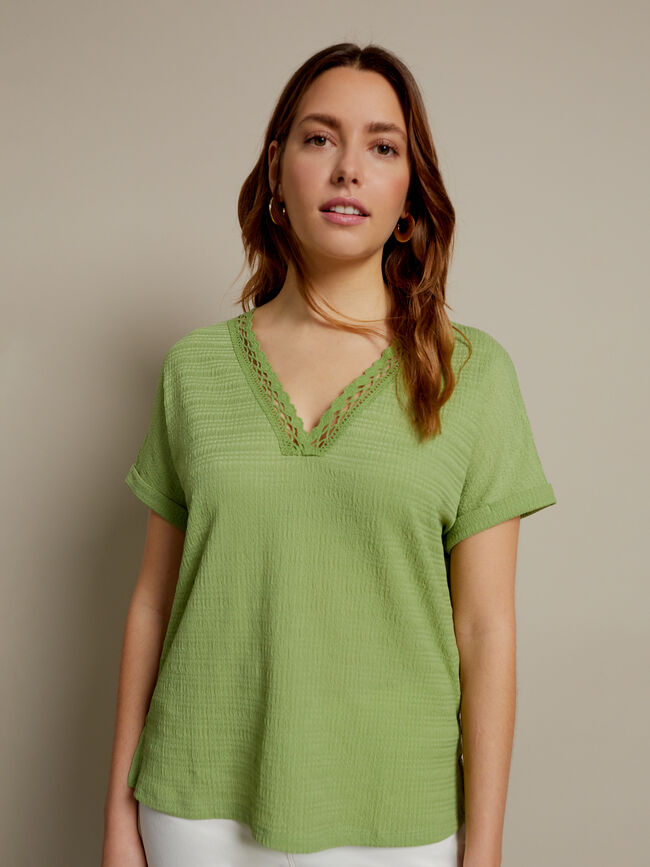 Camiseta detalle calados verde caribe