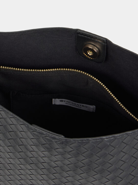 BOLSO HOMBRO TRENZADO Negro image number null