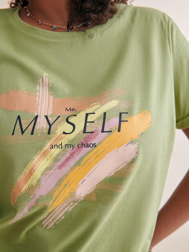 Camiseta detalle texto 100% algodón kaki claro