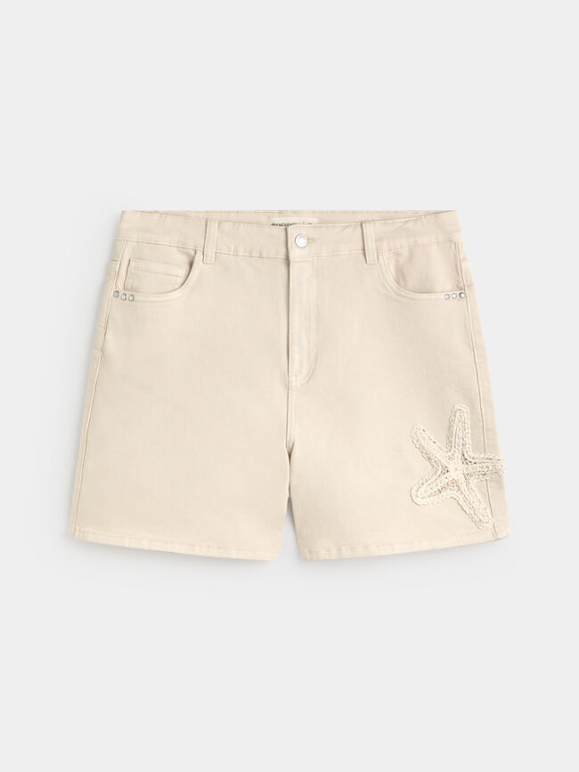SHORT DETALLE CROCHET Beige