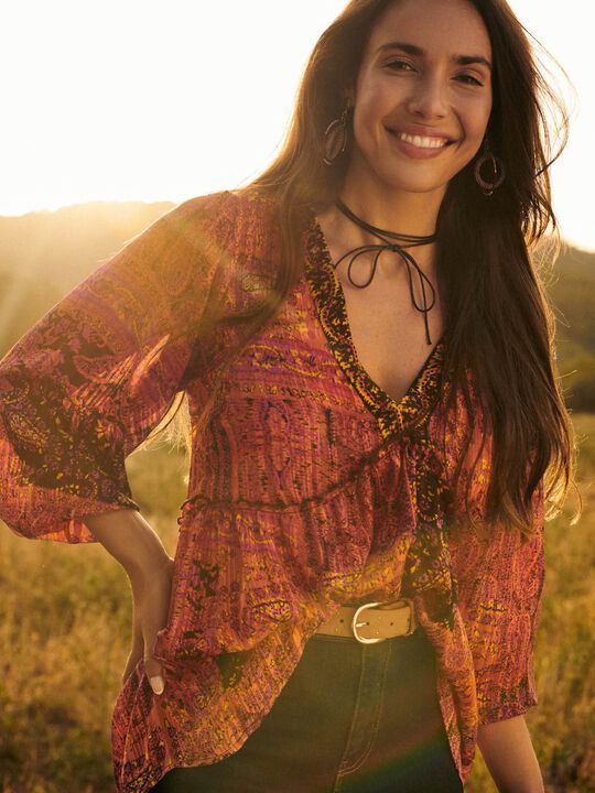 BLUSA PAISLEY SATINADA Barro image number null