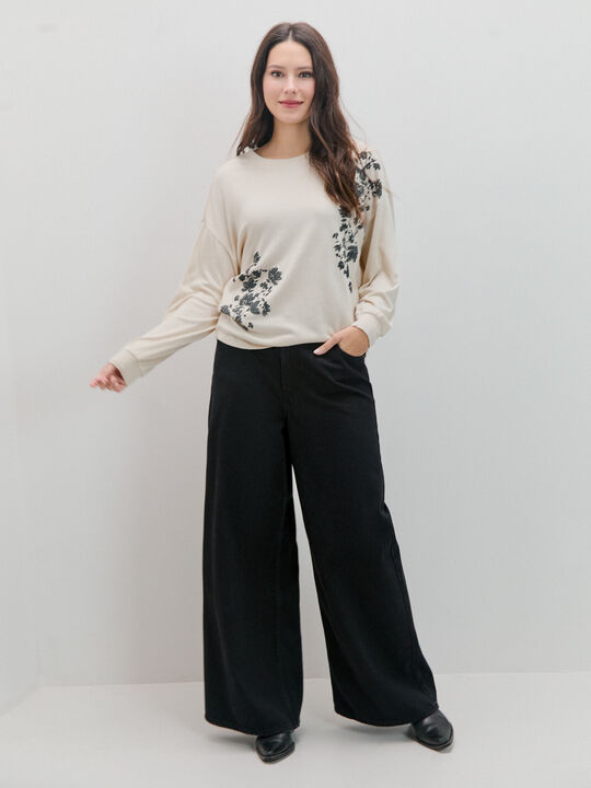 SUDADERA DETALLE Crudo image number null