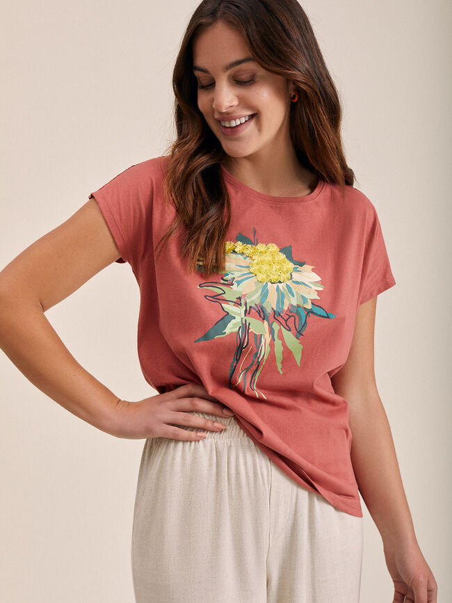 Camiseta entredós y detalle flor NARANJA QUEMADO