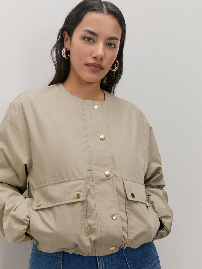 CHAQUETA FLUIDA ELASTICO kaki claro