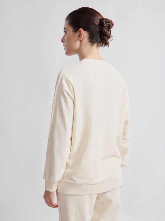 SUDADERA DETALLE MANGAS Crudo image number null
