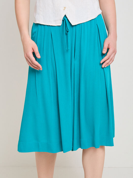 PANTALON BERMUDA Azul Laguna image number null