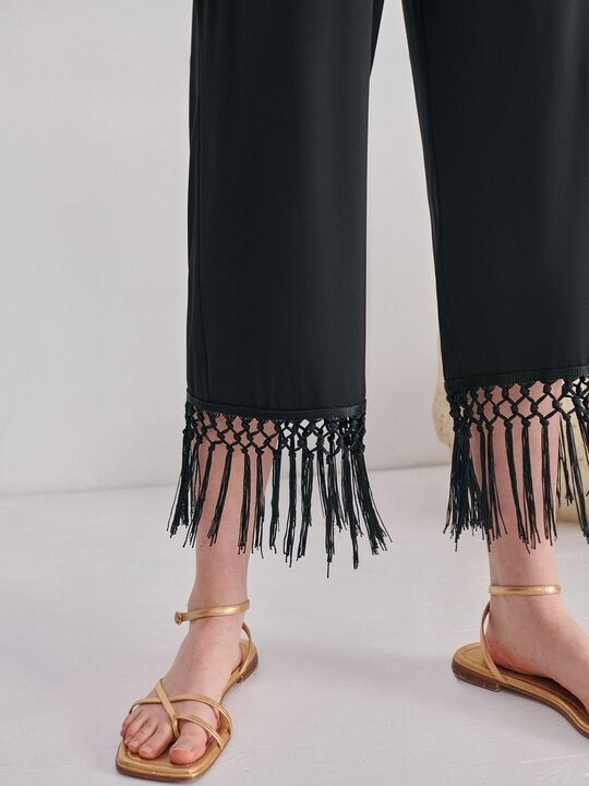 PANTALON FLECOS Negro image number null