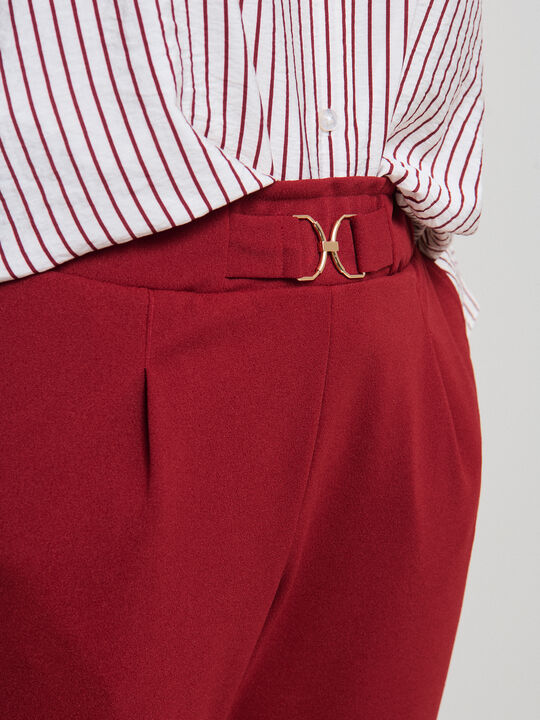 PANTALON DETALLE CINTURA ROJO OXIDO image number null