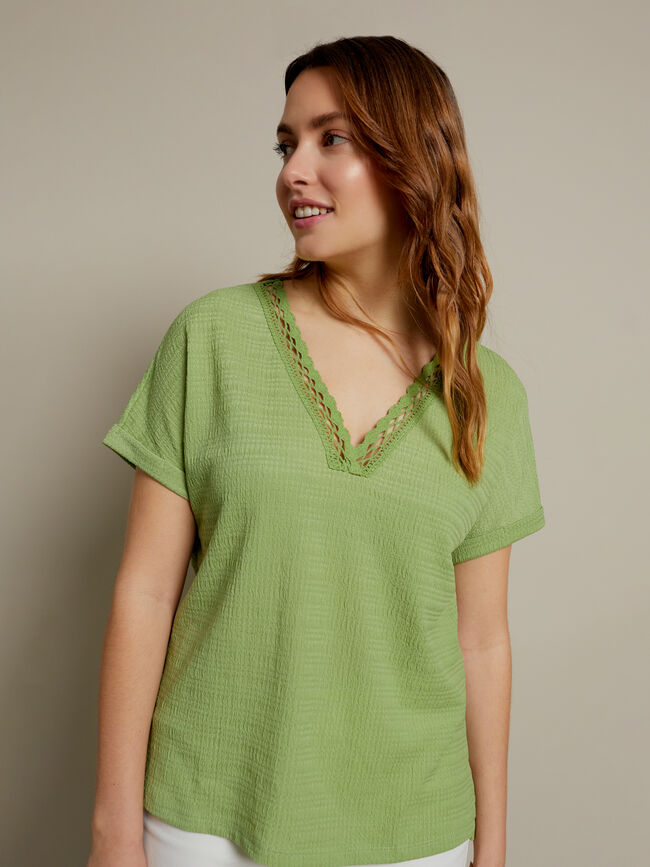 Camiseta detalle calados verde caribe