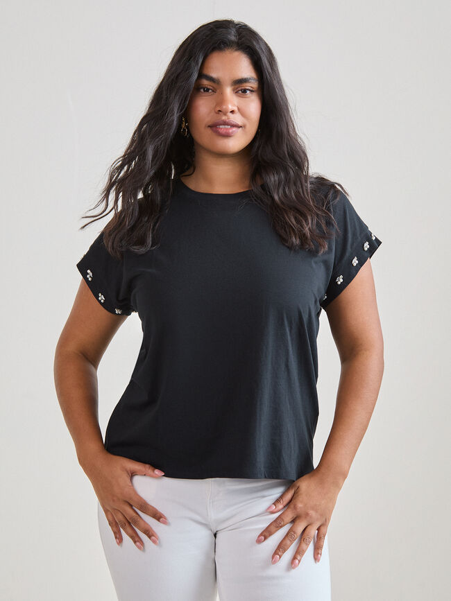 CAMISETA DETALLE PERLA Negro