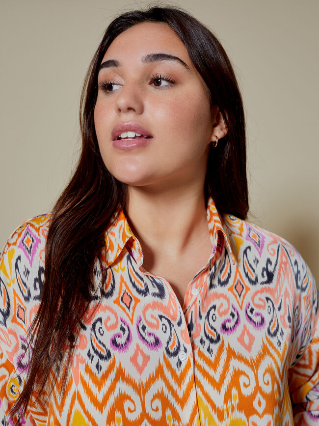 Blusa estampada satén naranja golden