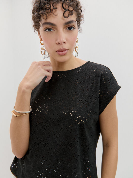 CAMISETA EYELET SISADA Negro image number null