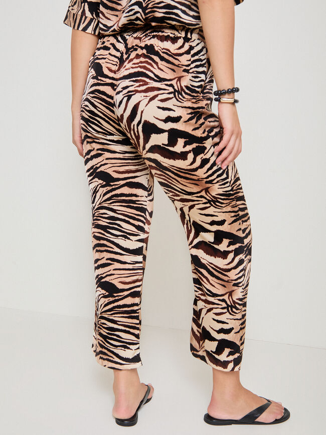 PANTAL&Oacute;N ESTAMPADO CONJUNTO Camel