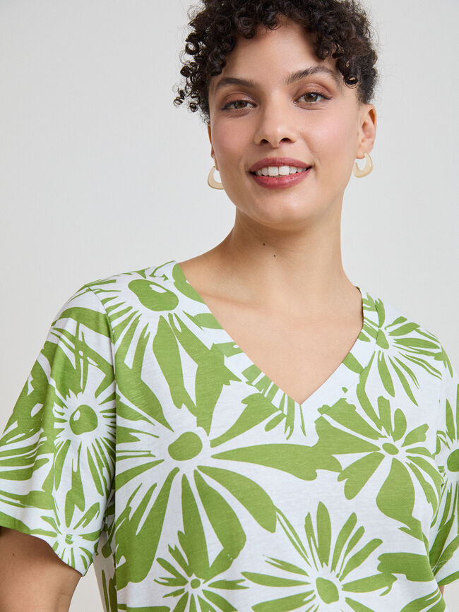 CAMISETA CUELLO PICO Estampado 2